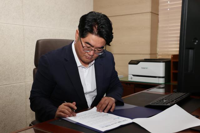 안재민 상주시장 첫 결재 모습 사진상주시