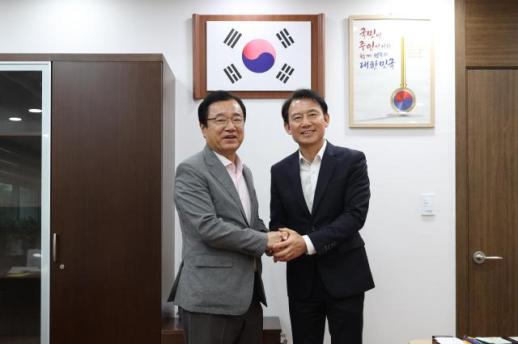 최현덕 남양주시장, 이현재 하남시장과 수석대교·한강 수변 관광 공동 현안 논의
