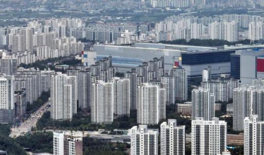 Young South Koreans sour on Lees housing policy