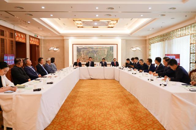 中国驻韩国使馆举行庆祝中国共产党成立105周年座谈会