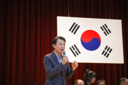 최현덕 남양주시장, 첫 생활체육 대회...신규 배드민턴장 차질 없이 추진