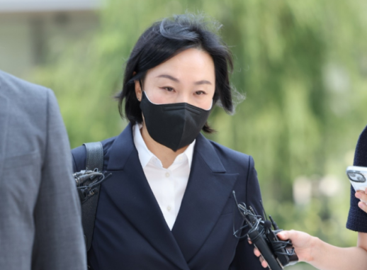 유경옥 前행정관, 종합특검에 불출석 사유서 제출...7일 재소환 