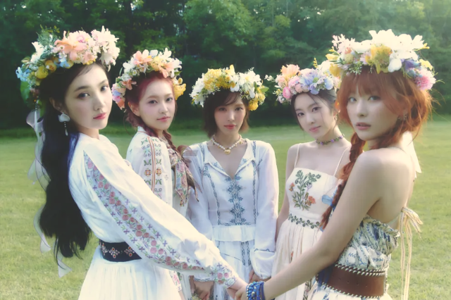 Red Velvet out to steal summer with EP Velvet Summer 