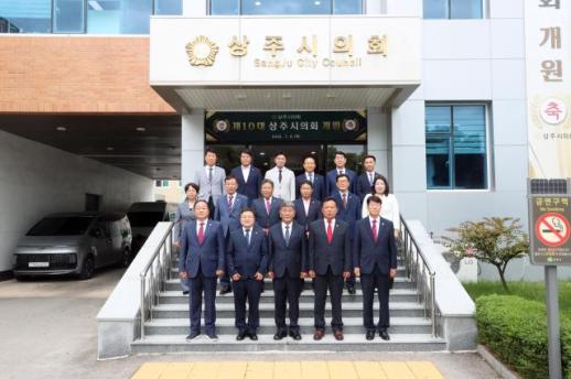 상주시의회, 의장 안창수 의원 선출, 부의장에 김익상 의원 