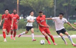 베트남, 韓 전지훈련 첫 경기 6-0 승리... 현지선 "3부 팀 이긴 게 자랑?" 반응도