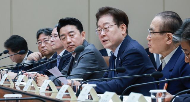 이재명 대통령이 지난 6일 청와대에서 열린 메가프로젝트 민관합동 점검회의에서 발언하고 있다 사진연합뉴스 