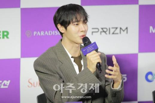 [포토] 소감 말하는 추영우 (청룡시리즈 핸드프린팅)