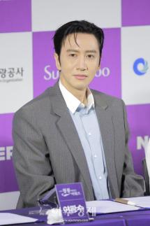 [포토] 이광수, 청룡시리즈 핸드프린팅 참석