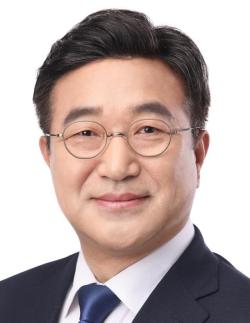 윤호중 행안부 장관 ABC개국, AI 시대 선도하는 의미 있는 도전 박수