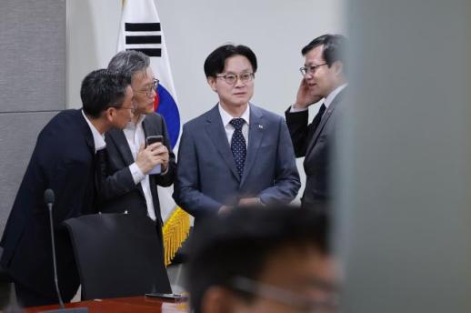 메가특구·M.AX법 마련 속도…당정, 정기국회 입법 마무리 가닥