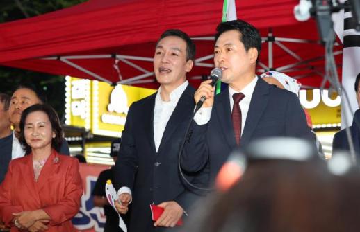 張 야당이 추천하는 특검, 받아라