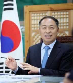 한득수 임실군수 사람이 머물고, 행복이 자라는 임실 실현할 터
