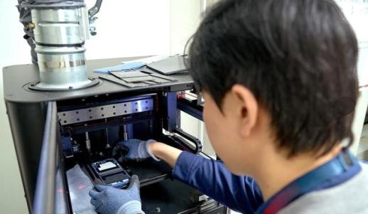 칩플레이션 AS까지 번졌다…삼성전자, 수리용 자재비 올해 두 번째 인상