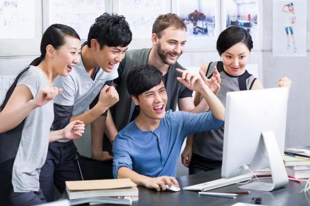 Most Korean trade firms say foreign workers help business