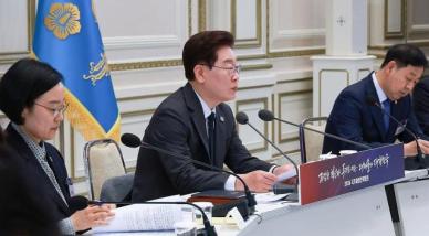 李대통령 AI 반도체 호황 추가 세수, 미래 투자로…3대 메가 프로젝트 속도