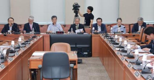 여야, 선관위 특검 추천권 등 세부사항 두고 평행선