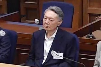 尹 방어권 보장 권고 폐기 놓고 인권위 내부 갈등 격화