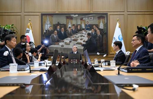 [아주사설│기본·원칙·상식] 긴축의 시대, 이제는 모두가 대비해야 한다