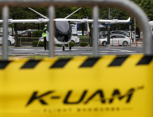 Grounded by silence: Waiting for Koreas flying future