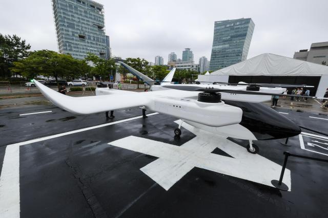 A UAM aircraft is unveiled during the 2026 Korea Drone  UAM Expo and Urban Air Mobility UAM Flight Showcase at the INU Innovation Center of the University of Incheon in Incheon on July 15 2026 AJP Yoo Na-hyun
