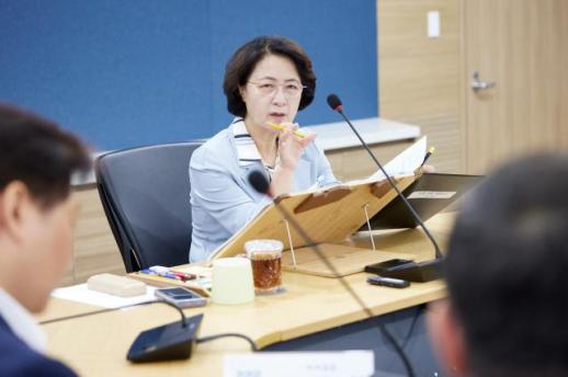 추미애 지사, 삼성·SK에 반도체 공정수 재이용 확대 행정지도...폐수 기준 위반 엄중 조치