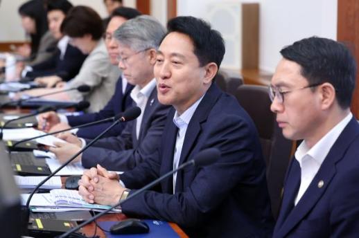 오세훈 서울시장 닥공이 해법…재건축 규제 풀고 1주택 세 부담 낮춰야