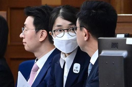 관저 이전 의혹 김건희 종합특검 출석 21일로 연기…건강 문제 