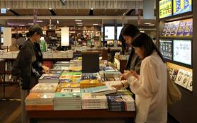 Former K-pop idols face tough job market once spotlight fades