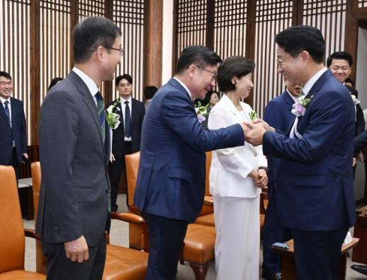 국회, 제헌절 78돌 경축식 개최…조정식 개헌 공식 제안