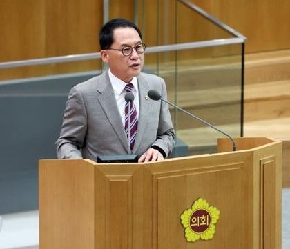 안광률 민생 최우선 의회 만들겠다...경기도의회 민주당 상임위원장 12명 전원 선출