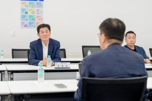 조용호 오산시장, K-뷰티·반도체 장비기업 현장 소통...AI·반도체 산업 기반 강화 추진