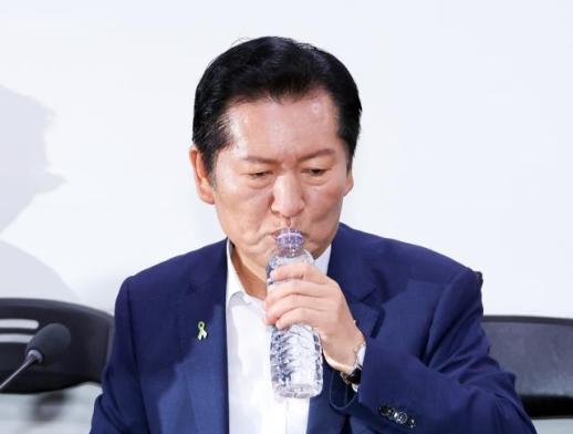鄭 보완수사권 폐지안하면 몸통 흔들려