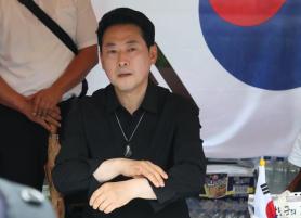 Trưởng đại diện Đảng Quyền lực Nhân dân thăm các thành phố Yongin, Gimhae và Daegu trước khi kết thúc cuộc biểu tình ngoài trời
