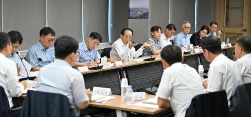추경호, 대구시 공공기관 임원 연봉 상한 손질…최저시급 발언 재조명