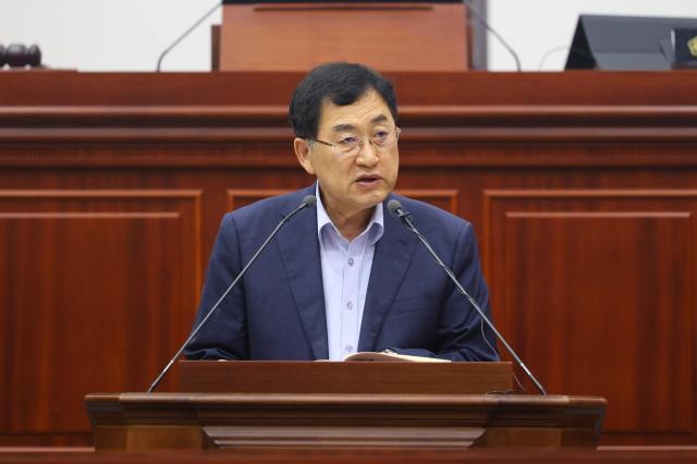 주낙영 경주시장이 20일 열린 제299회 경주시의회 임시회 본회의에서 시정 연설을 하고 있다 사진경주시