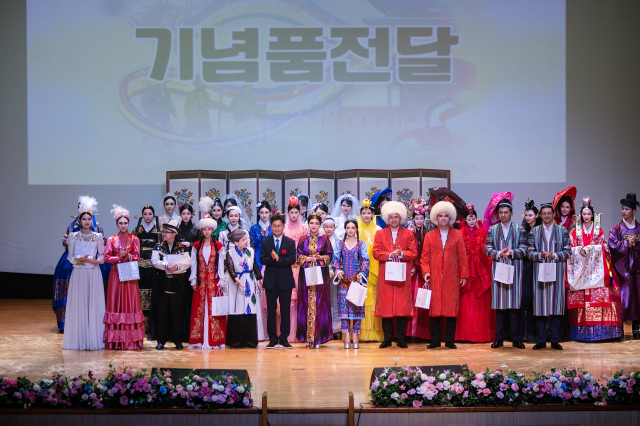 사진사한·중앙아친선협회