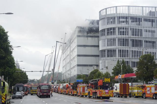 Fire at Coupang warehouse in Incheon burns Into third day