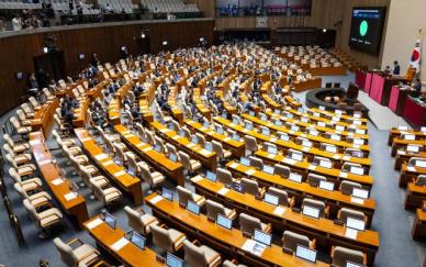 종합특검 연장법 與주도 국회 본회의 통과
