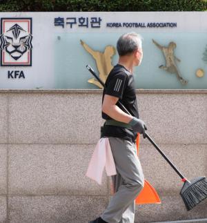 靑, 오는 23일 부동산 대토론회…유튜버·맘카페 운영진도 함께한다