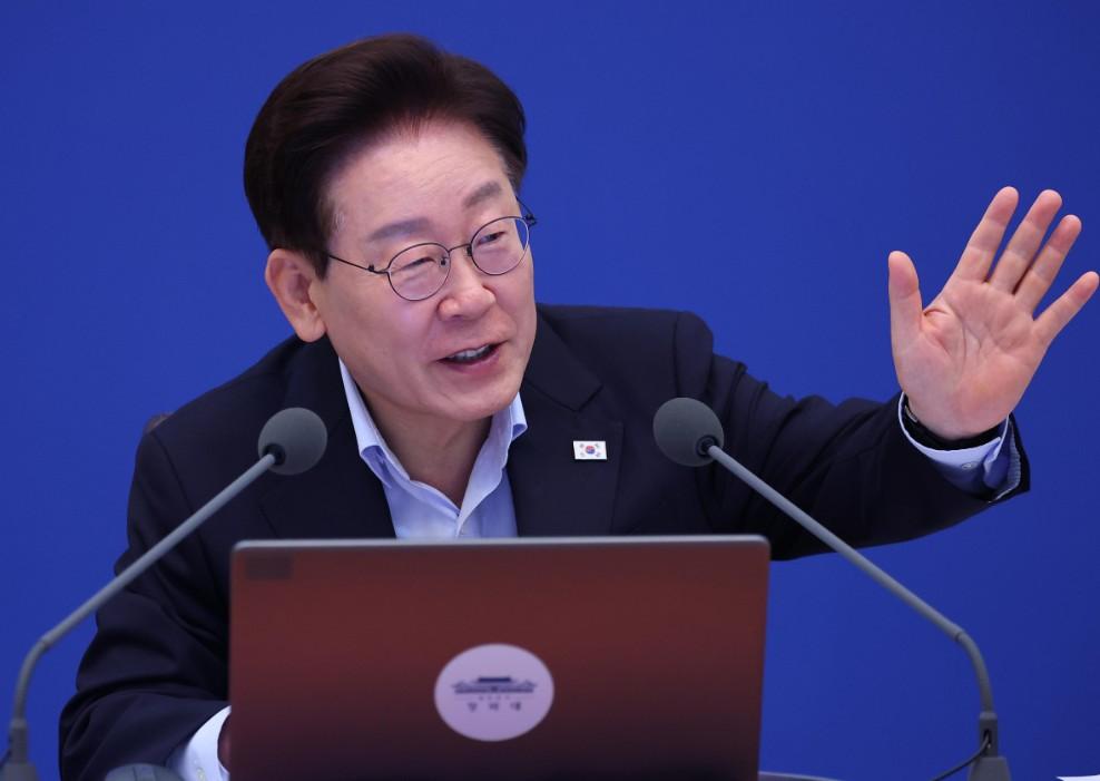 靑, 오는 23일 부동산 대토론회…유튜버·맘카페 운영진도 함께한다