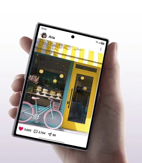 Samsung bets on foldables — and fashion — at Galaxy Unpacked