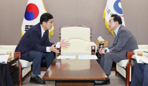 이원택 전북도지사, 5대 핵심사업 국가예산 반영 건의…3조4500억 규모