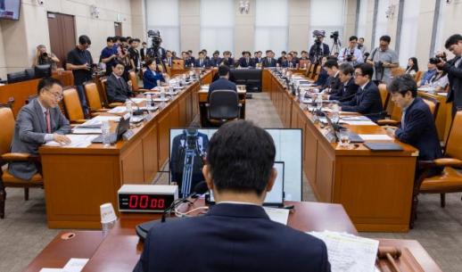 여야, 국조특위서 재검표 놓고 평행선…표결 처리 vs 국조 연장