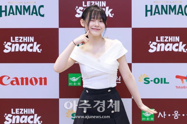 [포토] ​​​​​​​영베리, 디렉터스 아레나 X 레진스낵 뷰잉파티 참석