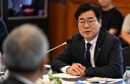 피습 자작극 정이한 전 개혁신당 부산시장 후보 구속…증거인멸 우려