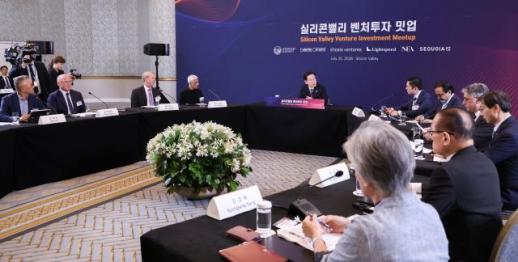 李 대통령, 실리콘밸리 VC 만나 다음세대 삼성 함께 만들어야 