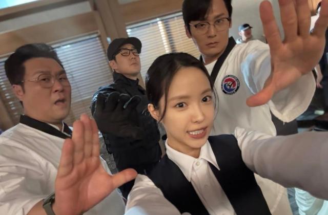 사진손나은 SNS