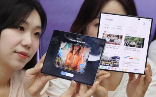 Samsung opens Galaxy Z8 preorders as record Fold7 demand sets high bar