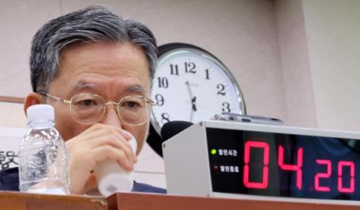 靑 정성호 공식 사의 표명 확인된 바 없다