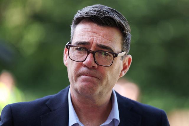 アンディ・バーナム英国新首相の写真